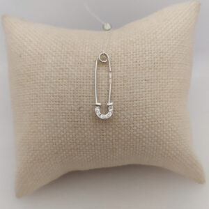 Срібна шпилька з підковою 925 проби.