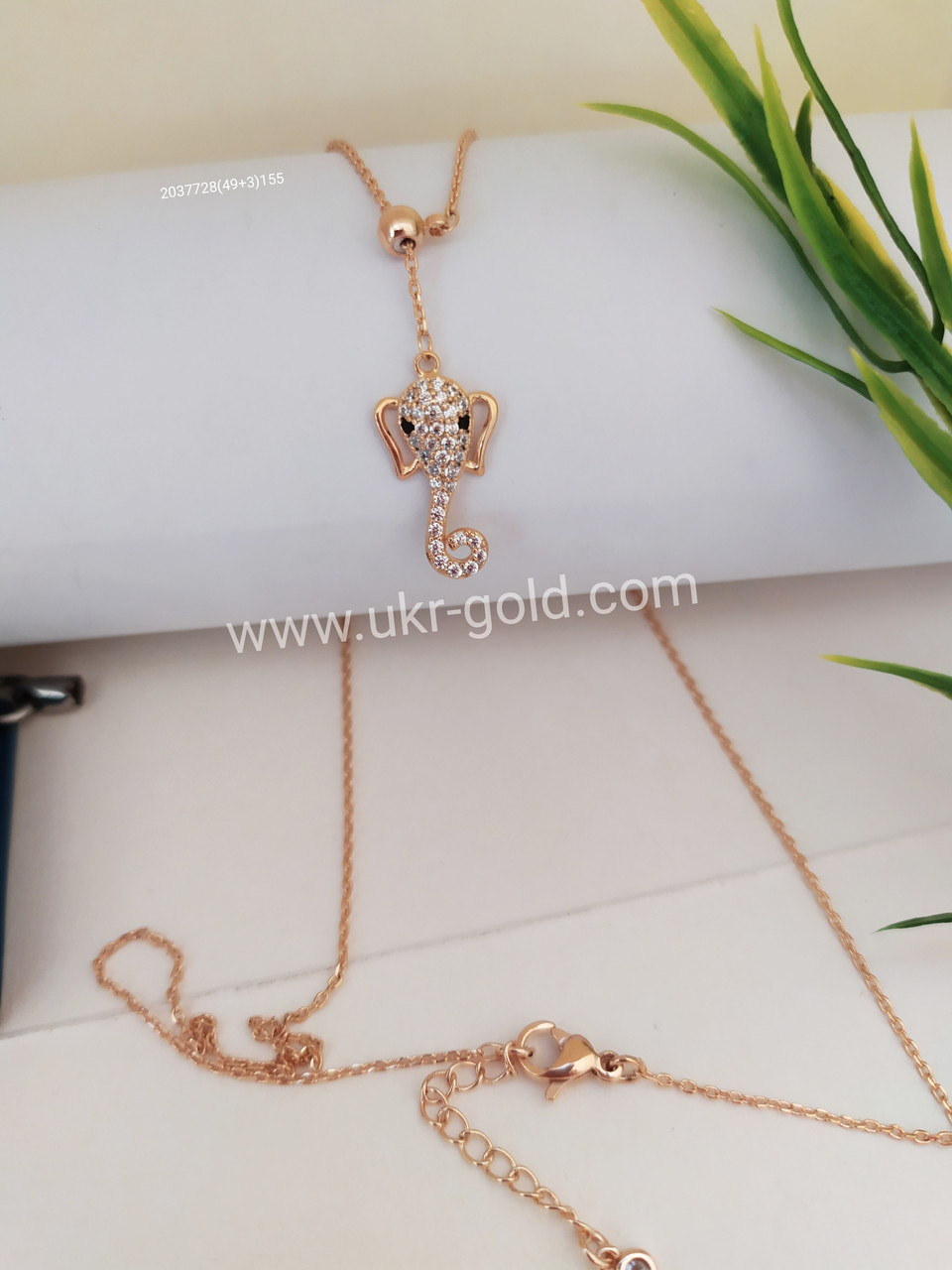 Кольє з медичного золота