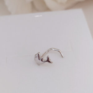 3264000673_serebryanyj-pirsing-nosa.jpg Срібний пірсинг носа