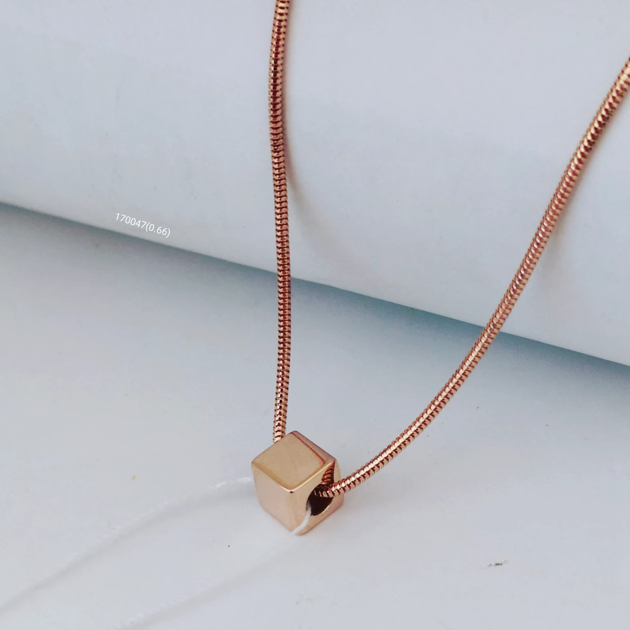 Золота підвіска квадрат 585 проби