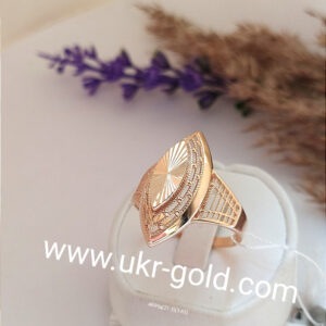 3591500184_zolotoe-koltso-markiz.jpg Золоте кільце маркіз з алмазною гранню