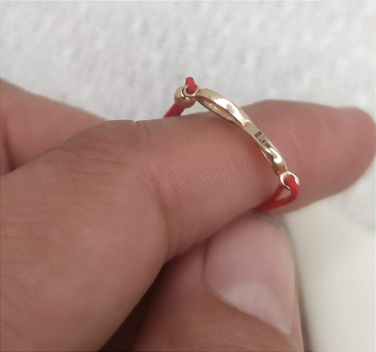 Червона ниточка в золоті 585 проби , розмір регулюється - Зображення 4