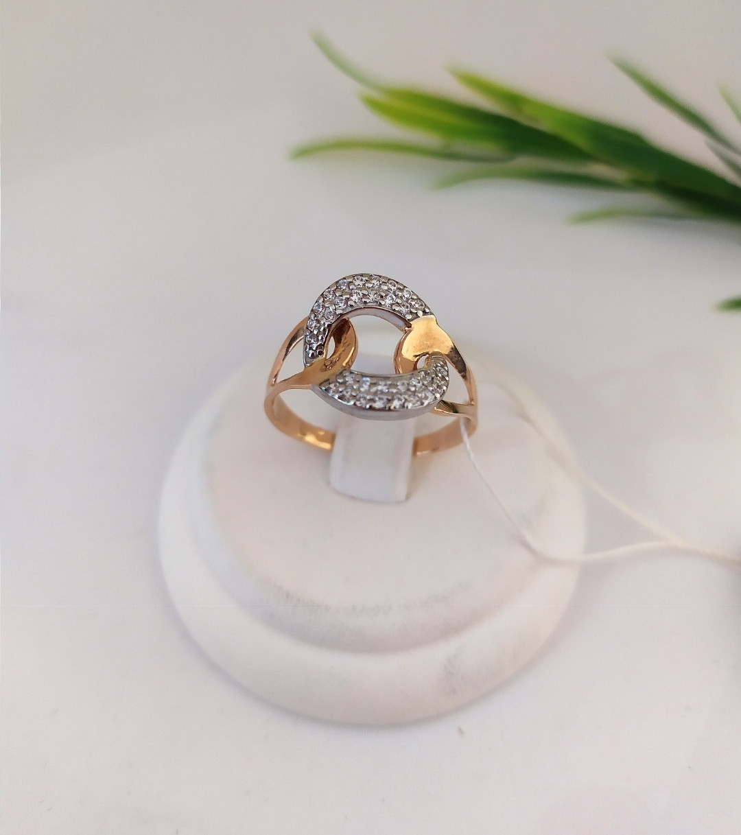 Жіноче золотое кольцо 585 проби. - Зображення 2