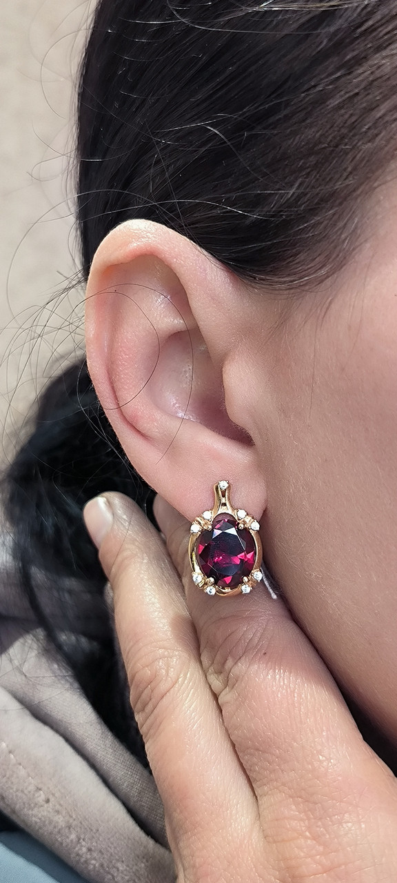 Золоті сережки 585 проби в червоному золоті на англійському замку з вставкою гранату - Зображення 4