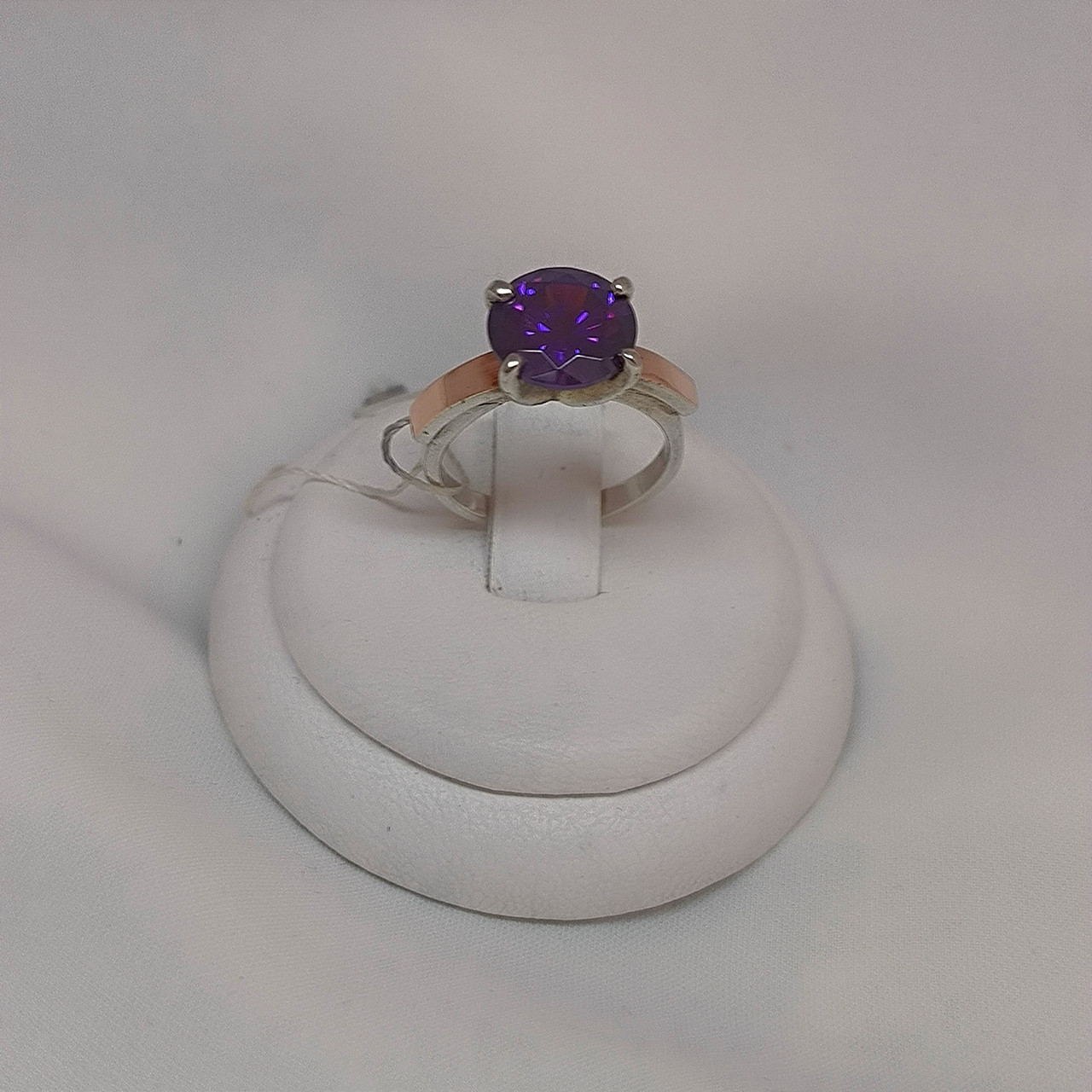 Срібне кільце з золотими пластинами і цирконієм