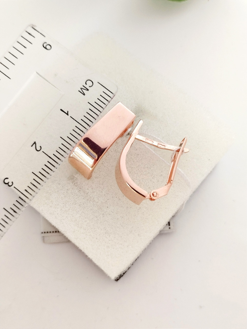 Золоті сережки з червоного золота без вставок, золоті сережки недорого - Зображення 2