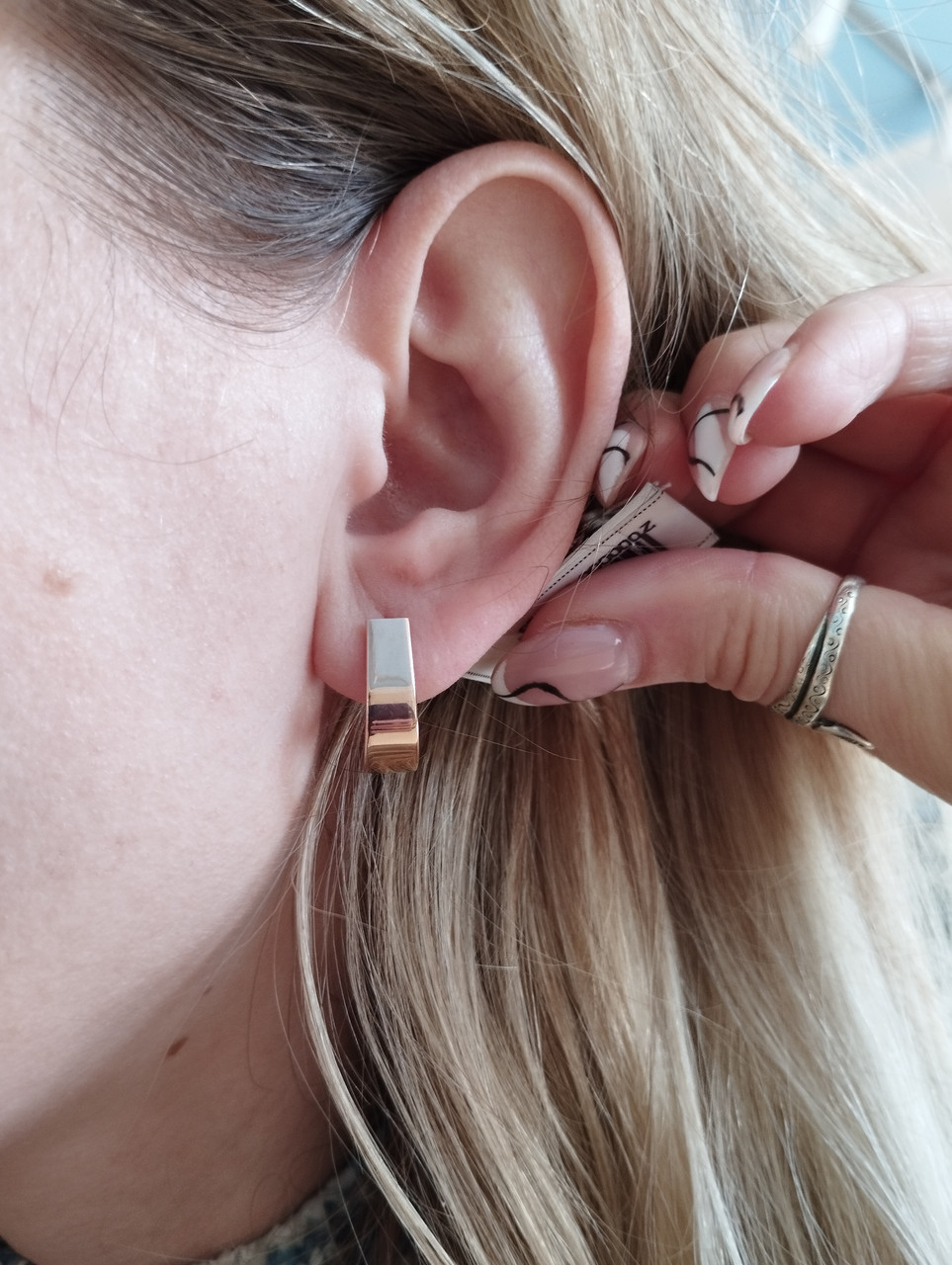 Золоті сережки з червоного золота без вставок, золоті сережки недорого - Зображення 3