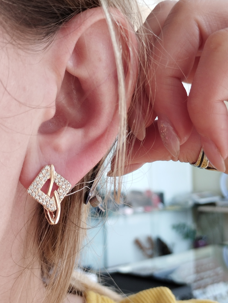 Золоті сережки з цирконієм - Зображення 3