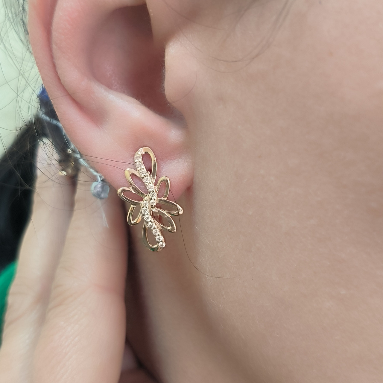 Золоті сережки в червоному золоті на англійському замку сережки з фіанітами золоті кульчіки - Зображення 3