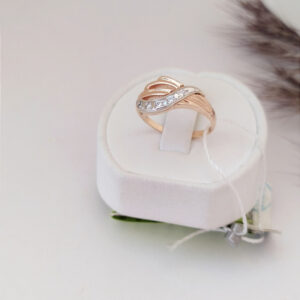 Золота каблучка з цирконієм