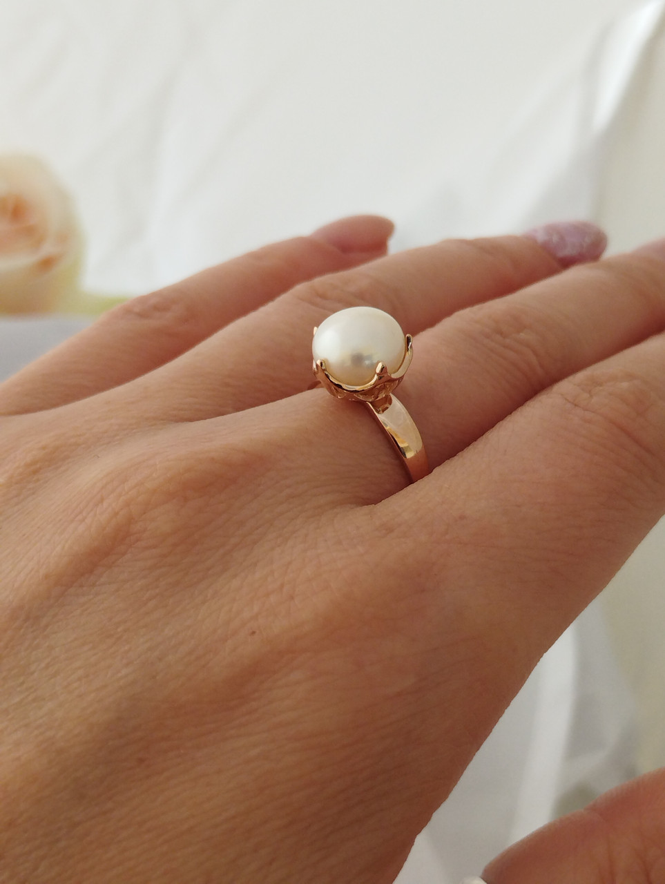 Жіноче золоте кільце з перлами. - Зображення 3