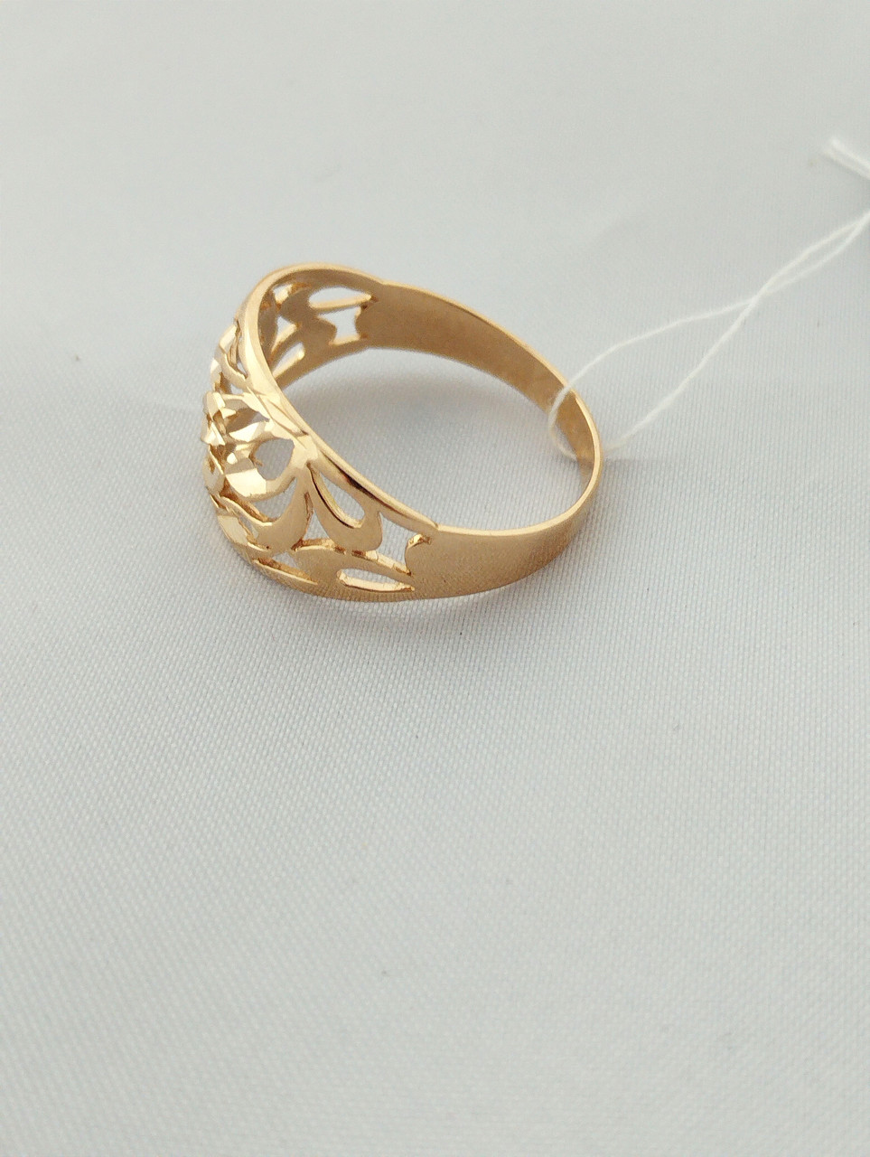 Золота каблучка 585 проби без каміння з алмазним гравіюванням - Зображення 2