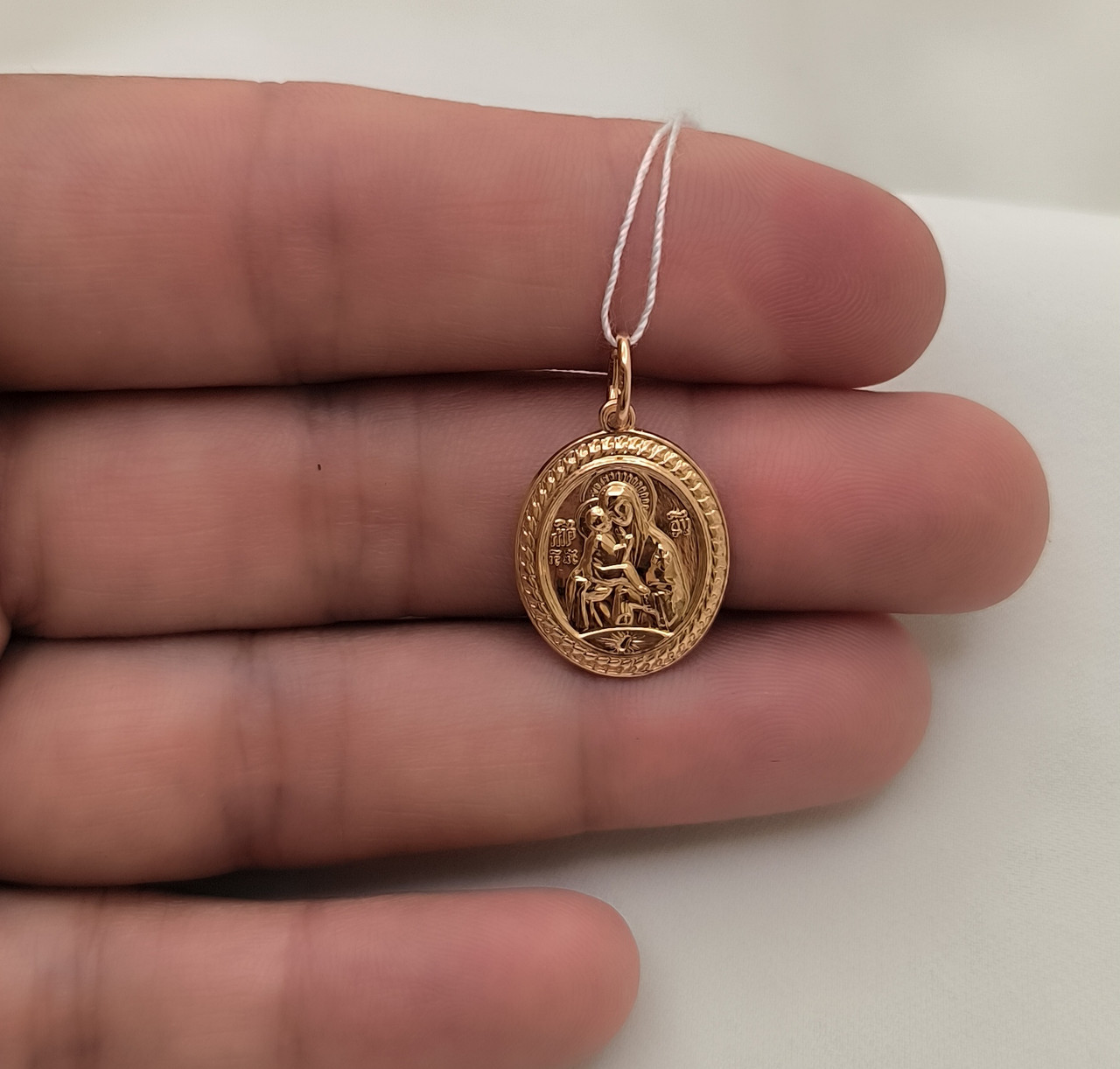 Маленька золота іконка в червоному золоті 585 проби - Зображення 2