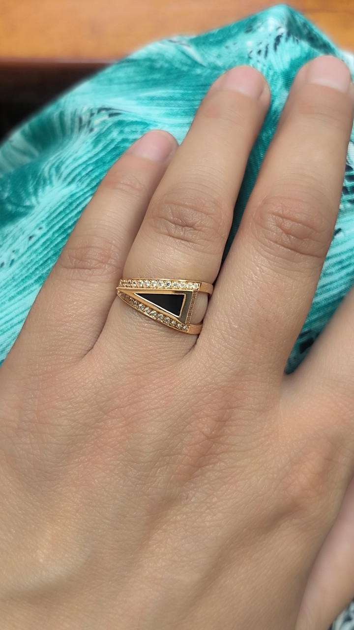 Золоте кільце в червоному золоті зі вставкою агата та цирконію - Зображення 4