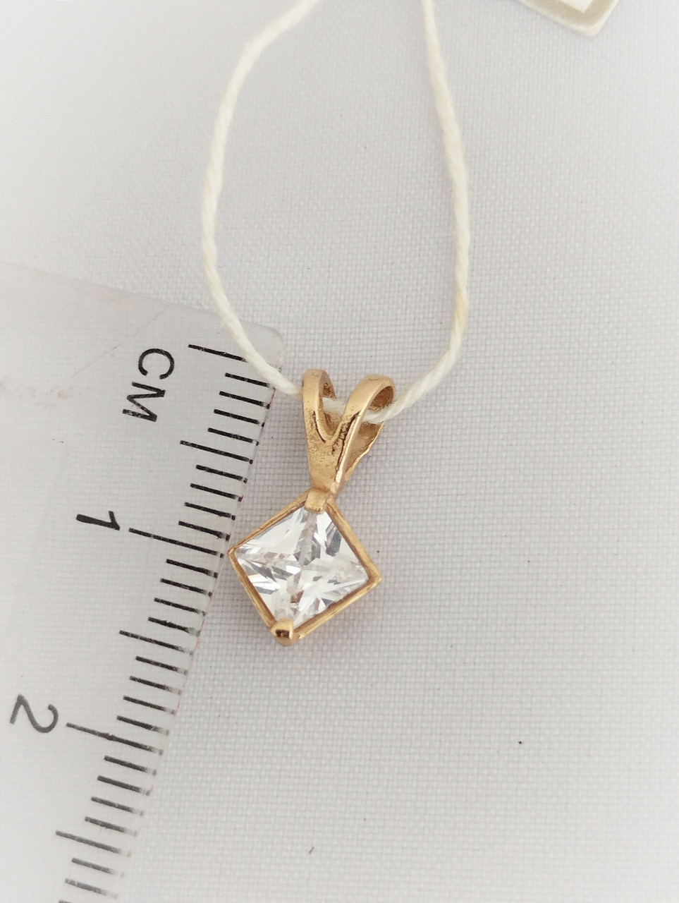 Золотий кулон квадрат із цирконієм - Зображення 3
