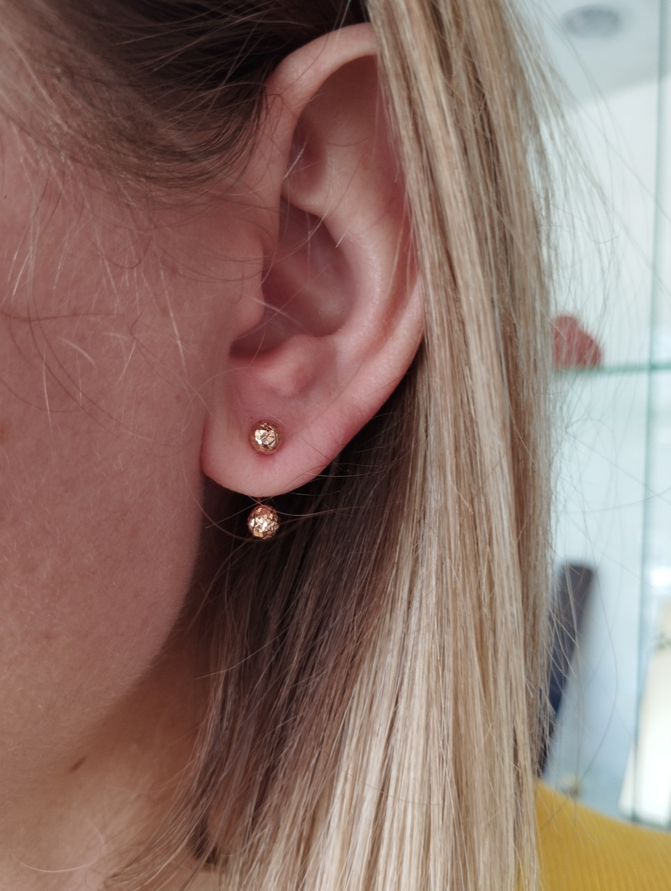 Золоті сережки з алмазним гравіюванням.Сережки шари кульки . - Зображення 4