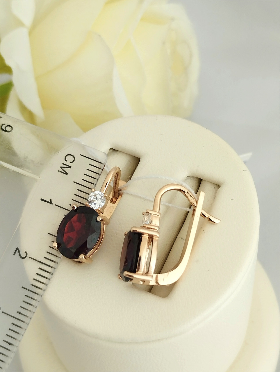 Золоті сережки з гранатом і цирконієм - Зображення 3