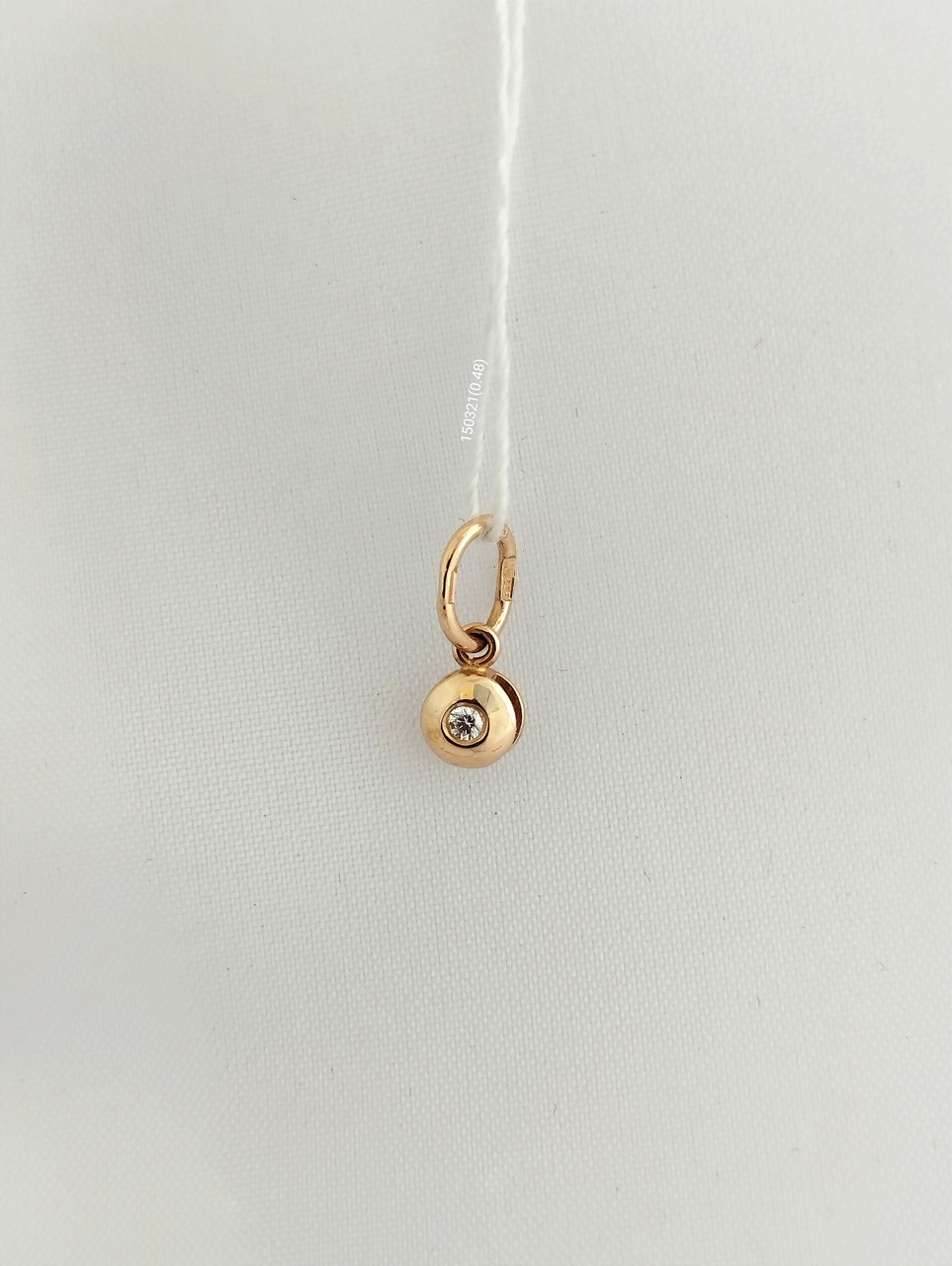 Золотий кулон з цирконієм, золотий кулон у стилі мінімалізм