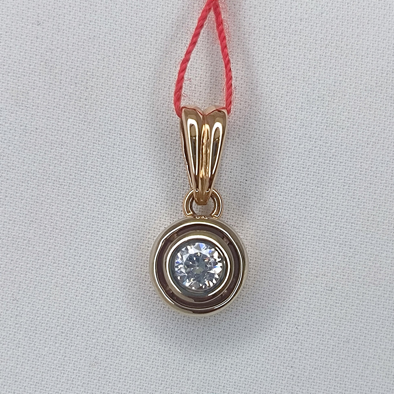Золотий кулон із камінчиком