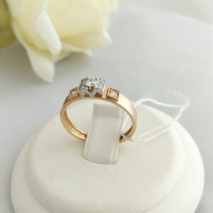 4910255026_zolotoe-koltso-s.jpg Золоте кільце з цирконієм, помоловічне кільце