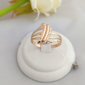 Золоте кільце без вставок