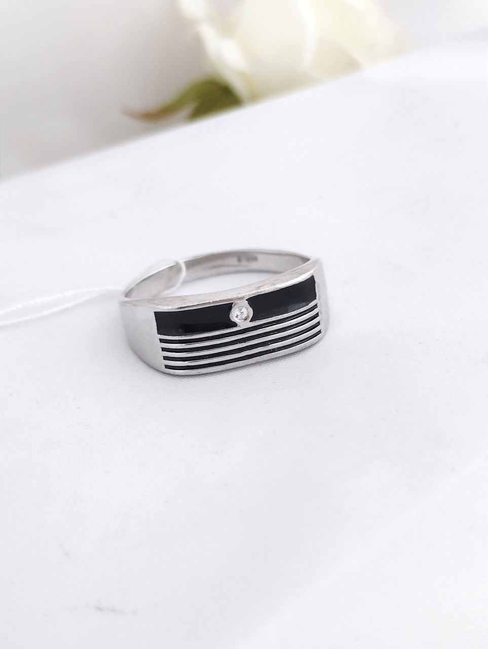 Срібний персень з цирконієм та емаллю