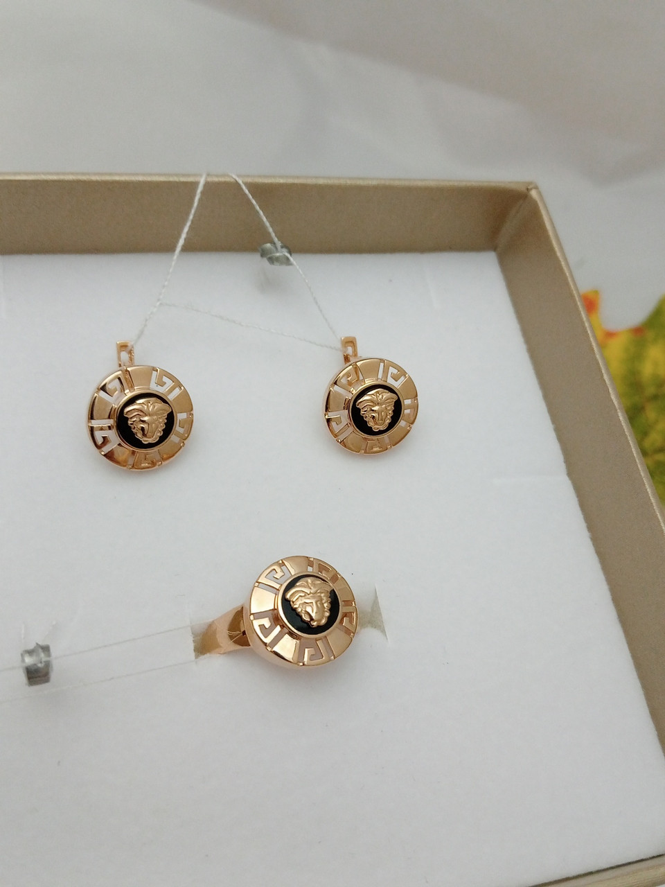 Золоті сережки з емаллю Ukr-gold.com - Зображення 5