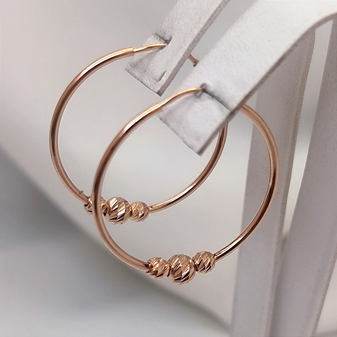 Золоті сережки кільцями з червоного золота з шариками, серьги кольца с шариками - Зображення 3