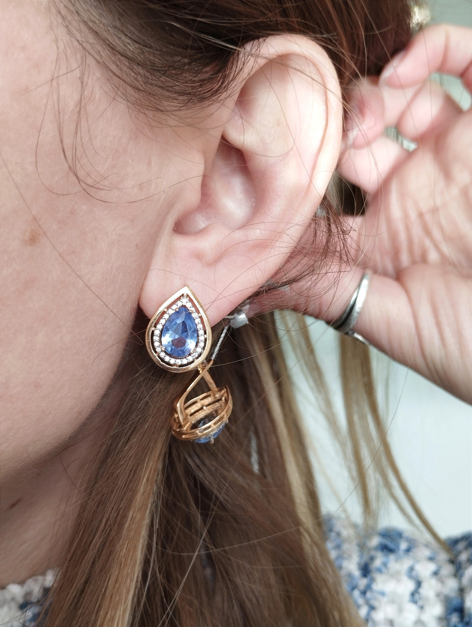 Золоті сережки з блакитним камінням Ukr-gold - Зображення 5