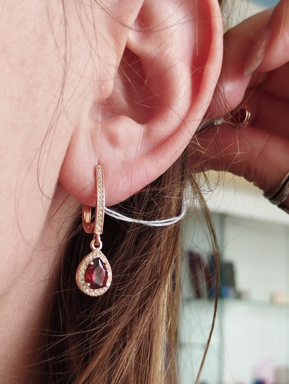 Золоті сережки з гранатом і цирконієм Ukr-gold - Зображення 3