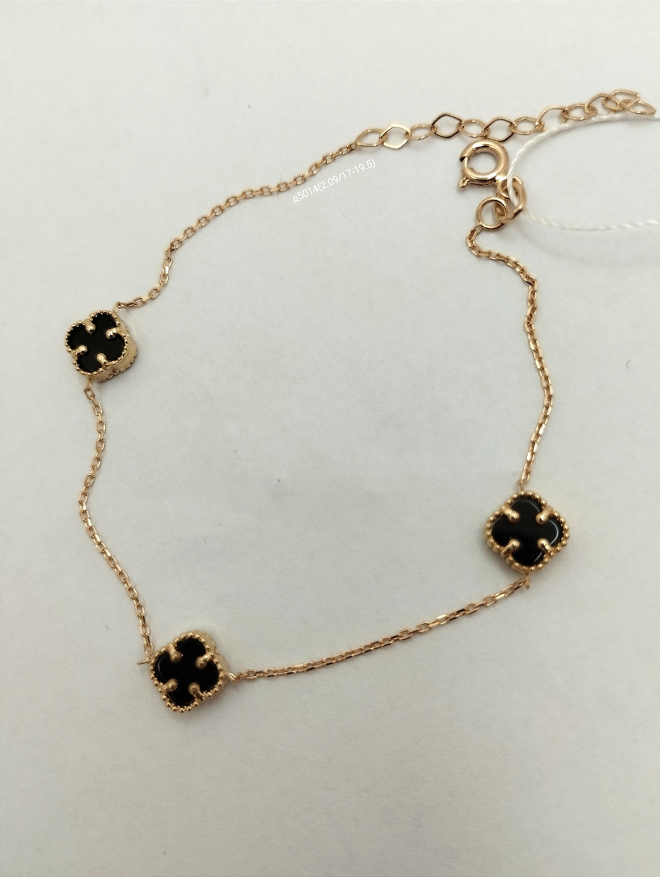 Золотий браслет у стилі мінімалізм із оніксом браслет конюшини