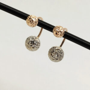 5502582419_zolotye-sergi-matryoshki.jpg Золоті сережки матрешки з білими кулями Ukr-gold