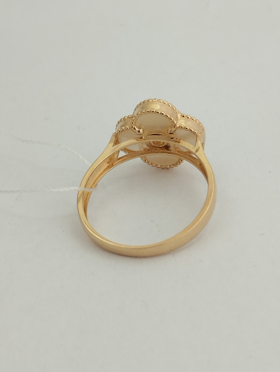 Золоте кільце з перламутром і цирконієм Ukr-gold - Зображення 4