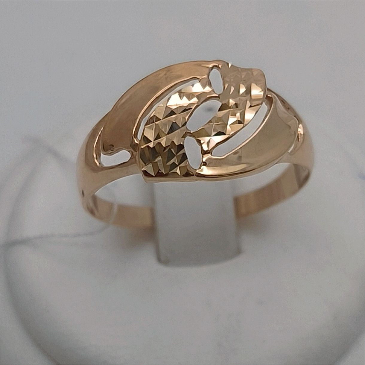 Золоте кільце з алмазною гранню Золоте кільце без вставок Золоте кільце недорого - Зображення 3