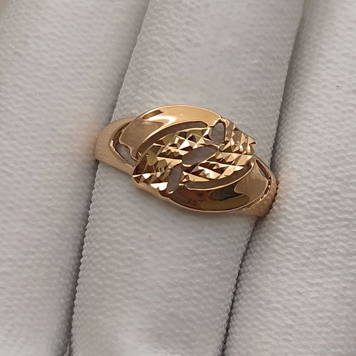 Золоте кільце з алмазною гранню Золоте кільце без вставок Золоте кільце недорого - Зображення 4