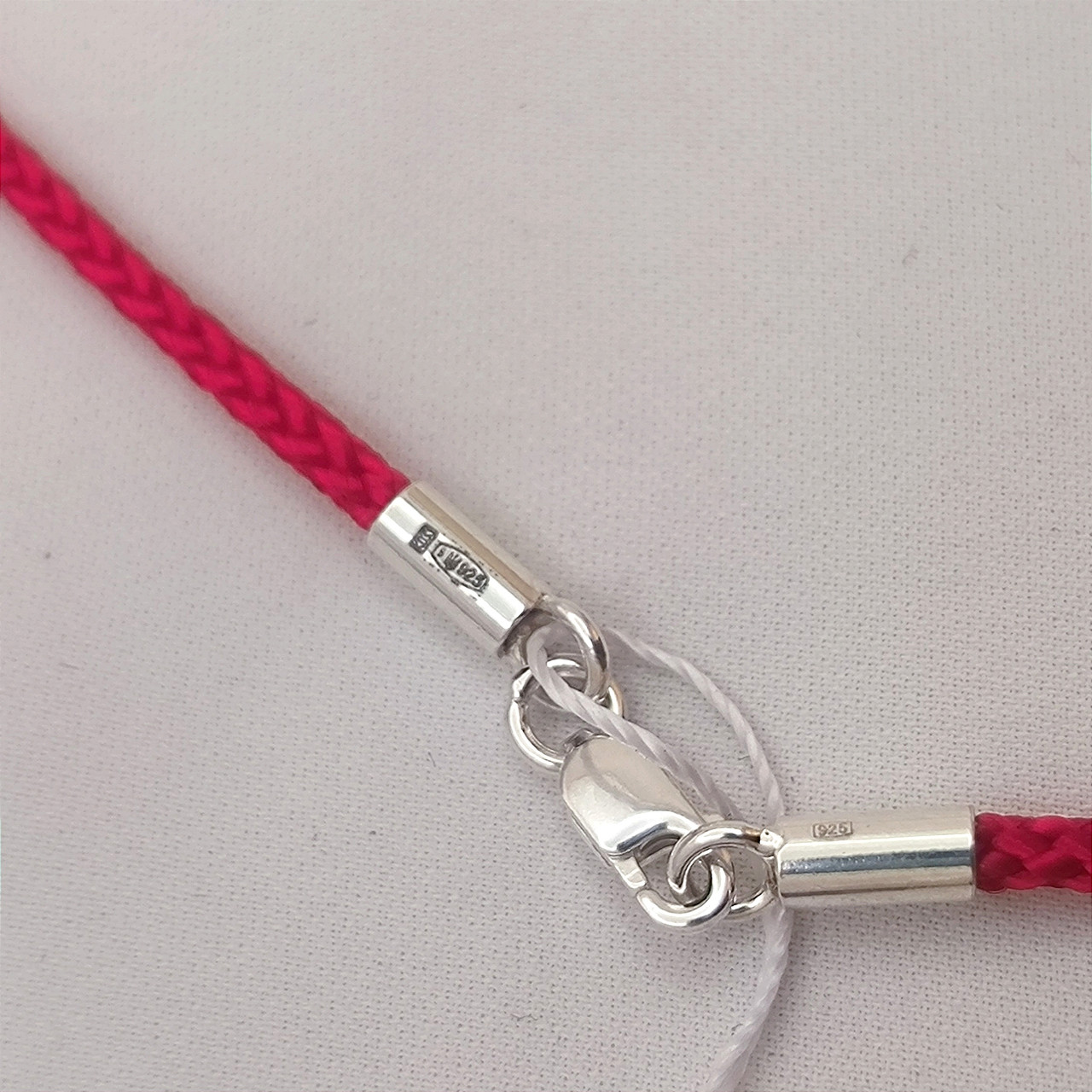 Червона нитка зі срібними вставками Ukr-Gold - Зображення 3