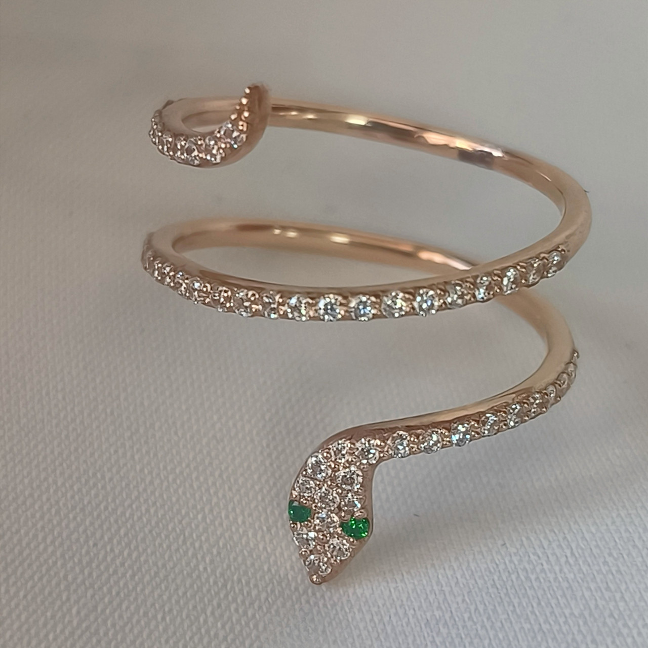 Золоте кільце 585 проби у формі змії