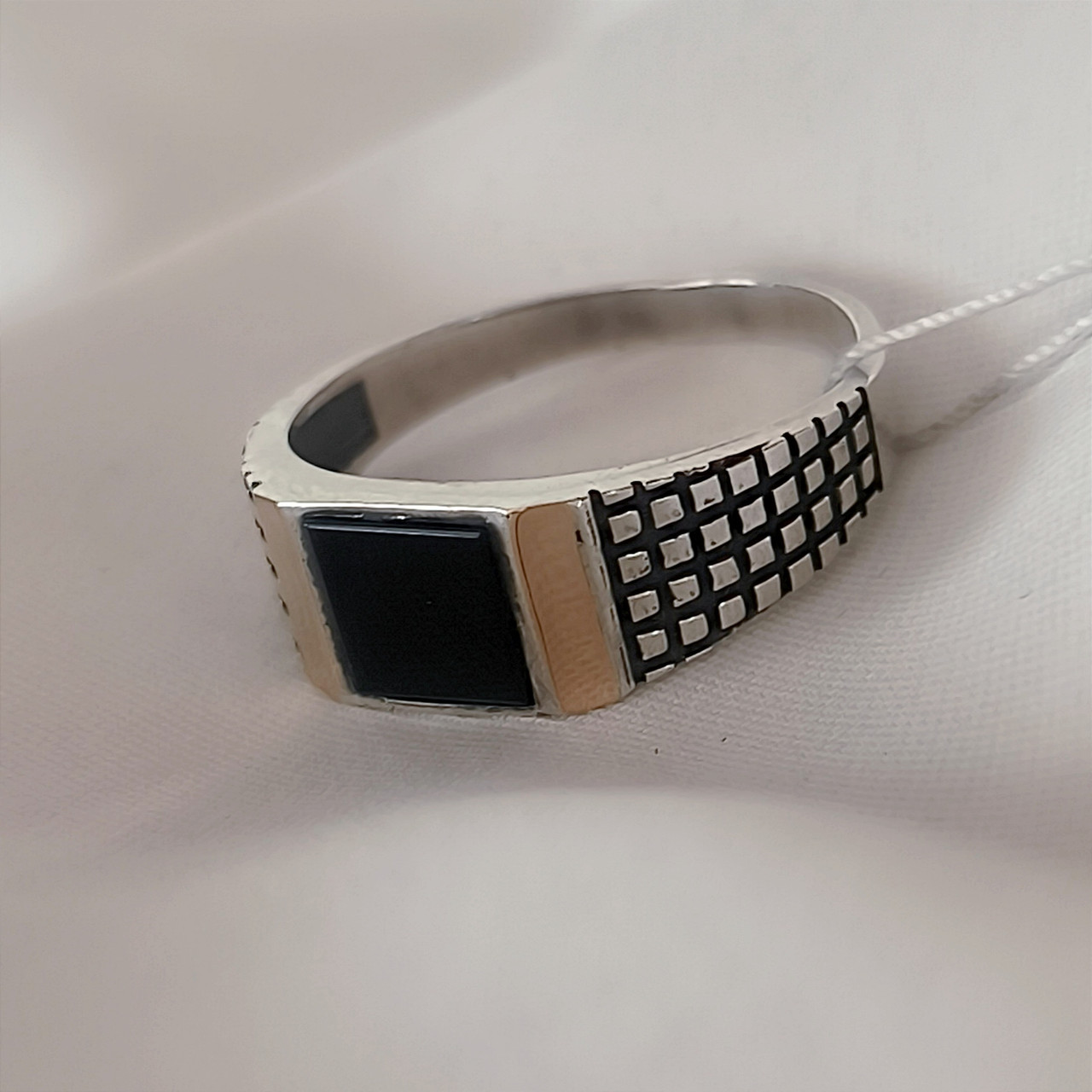 Срібний чоловічий перстень 925 проби з напаяною пластиною золота з вставкою онікса - Зображення 5