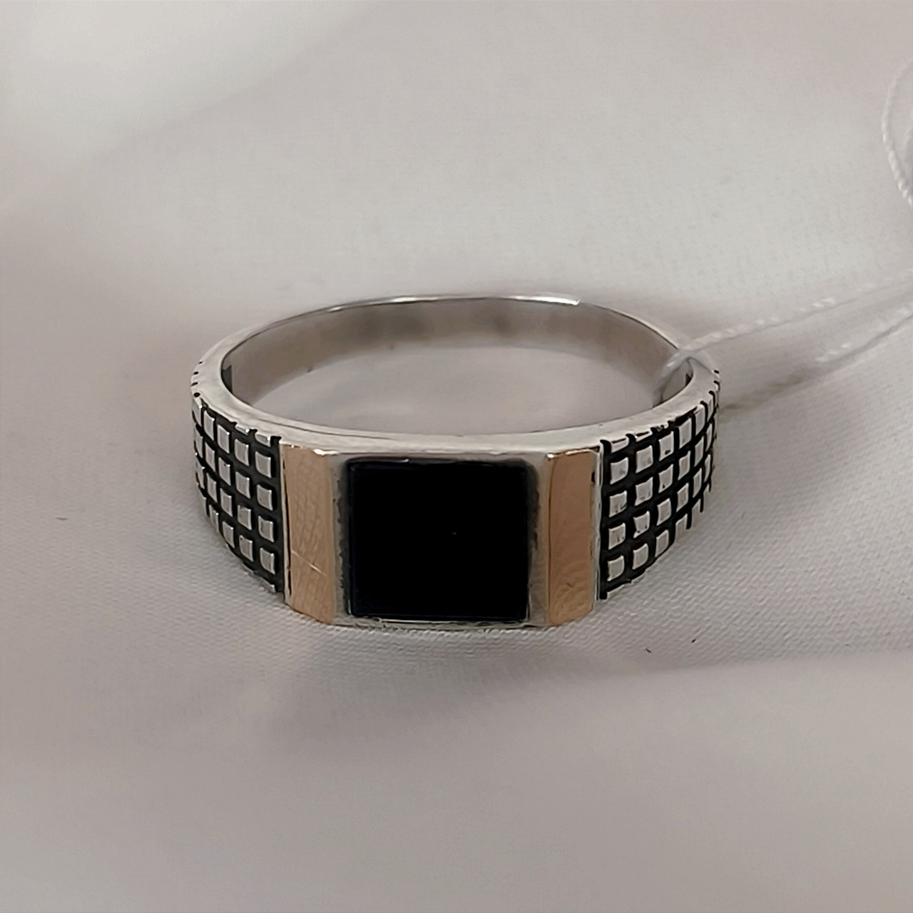 Срібний чоловічий перстень 925 проби з напаяною пластиною золота з вставкою онікса