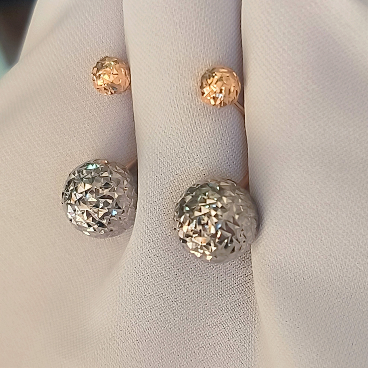 Золоті сережки шарики в білому золоті Ukr-gold.com - Зображення 6