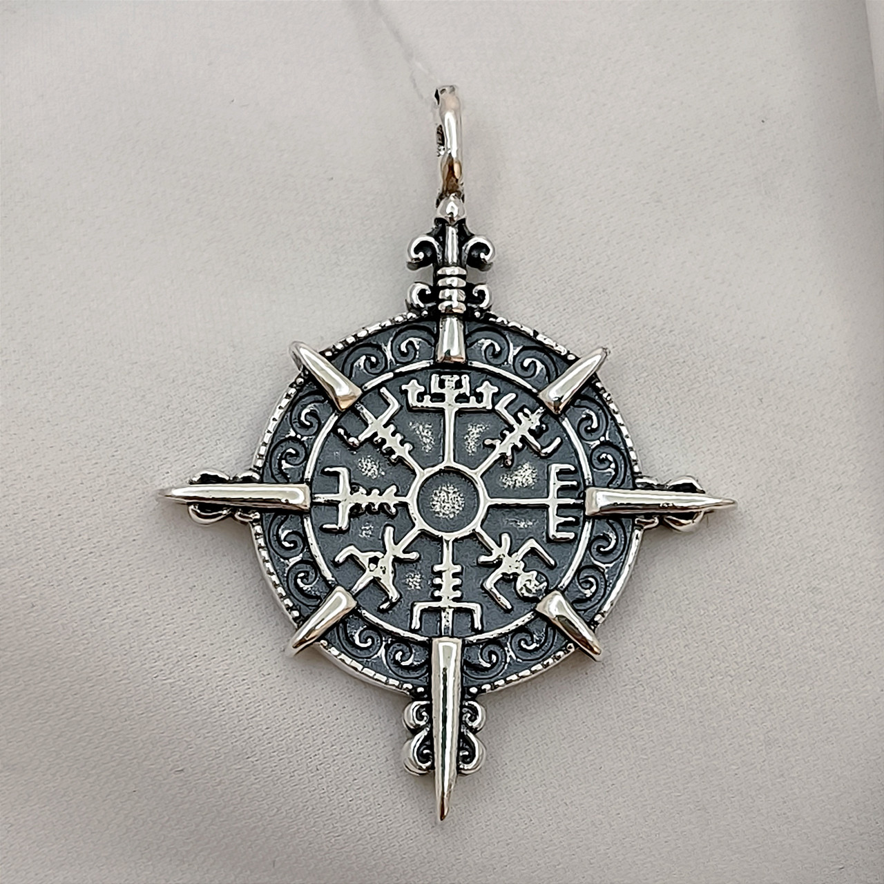 Срібний амулет 925 проби "шолом Страху"