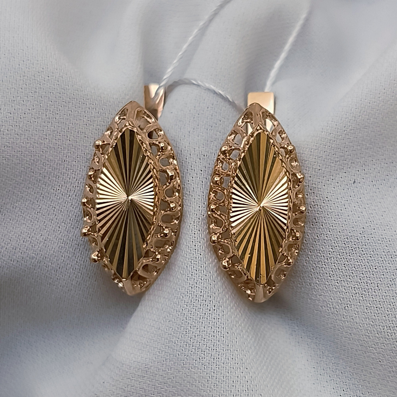 Золоті сережки з алмазною гранню 585 проби