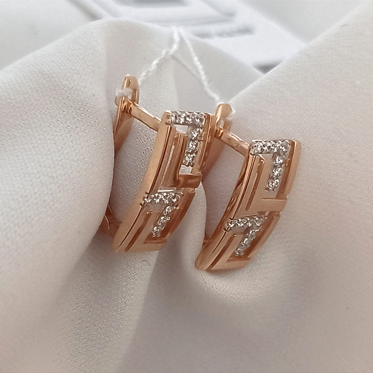 Золоті сережки англійською замком 585 проби - Зображення 2