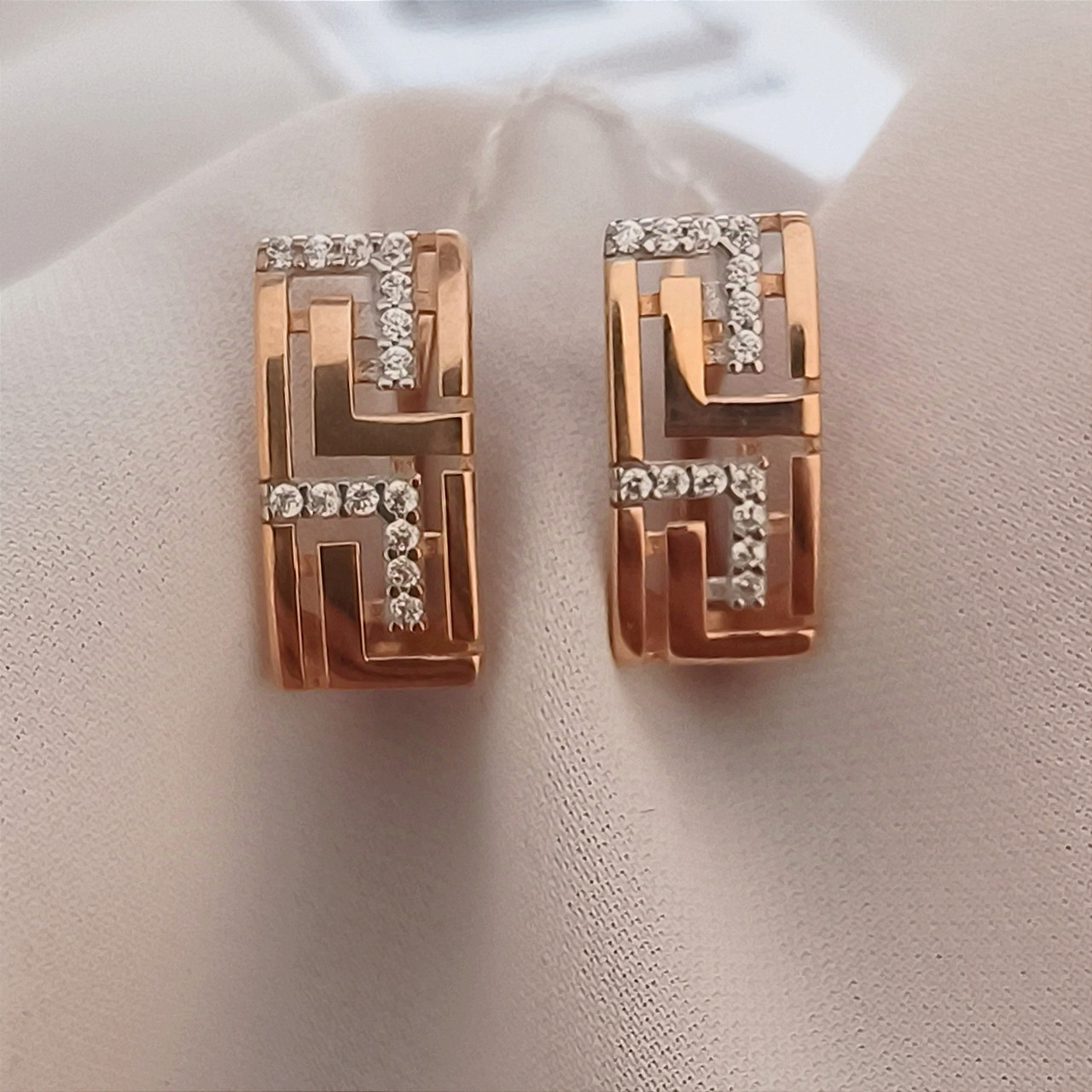 Золоті сережки англійською замком 585 проби - Зображення 5