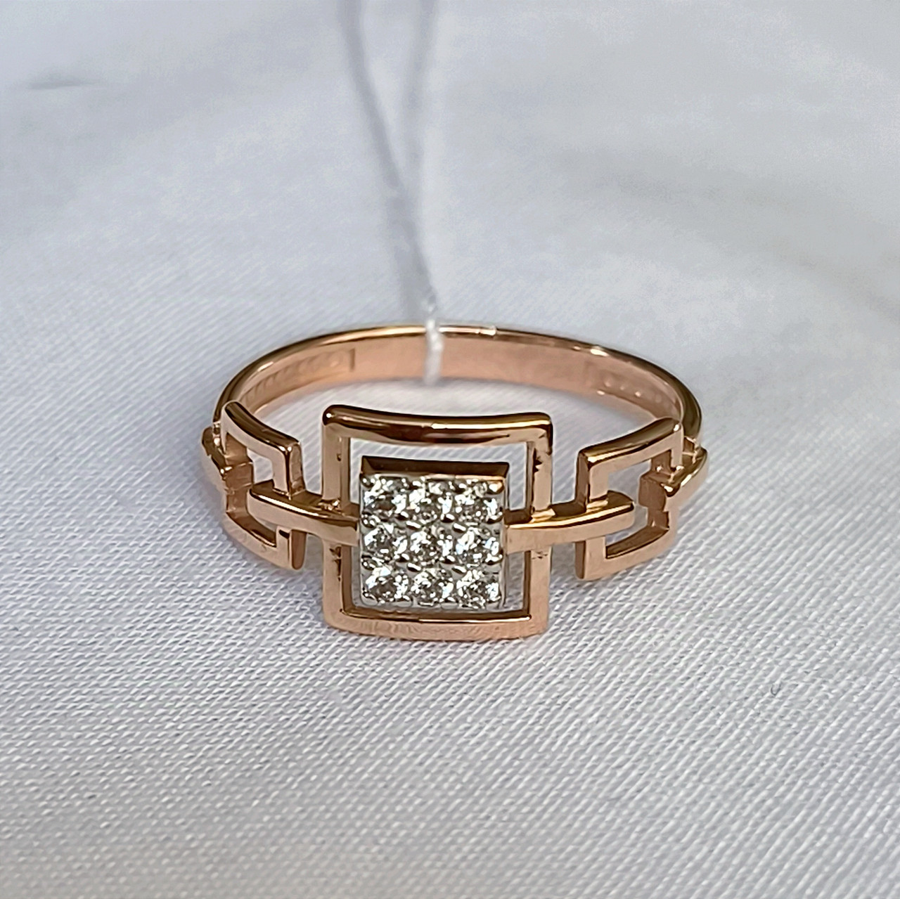 Золоте кільце з цирконієм Ukr-gold