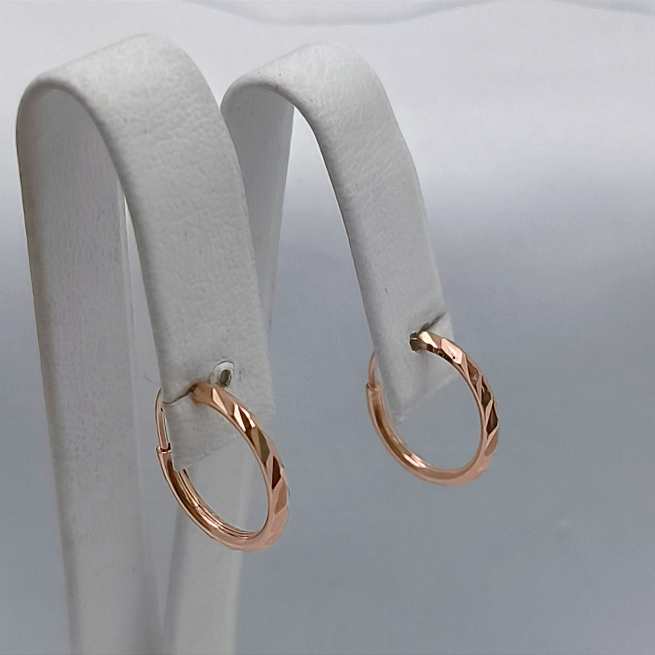 Золоті сережки 585 проби