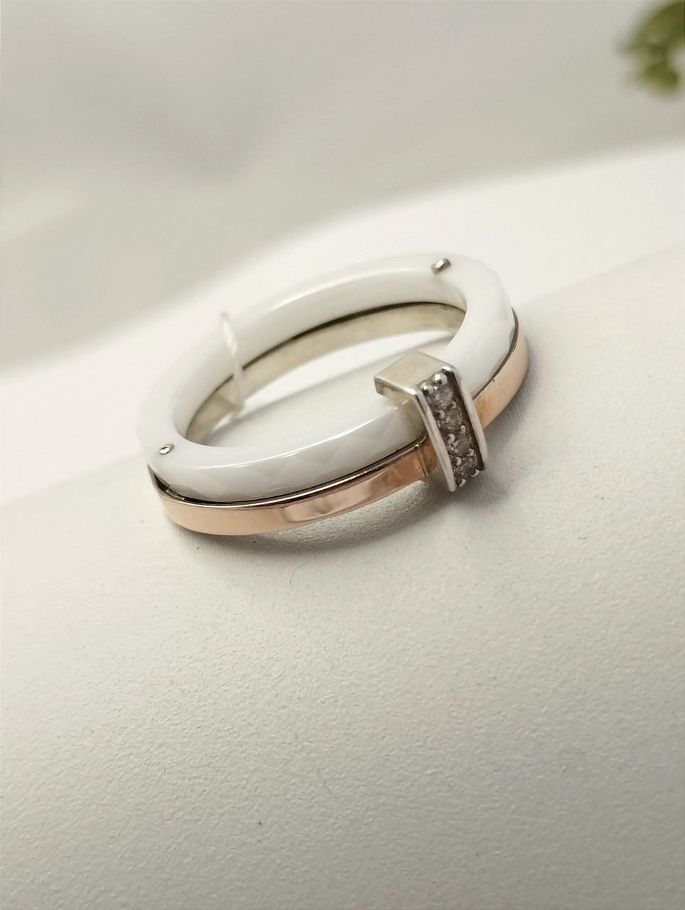 Срібне кільце із золотими пластинами