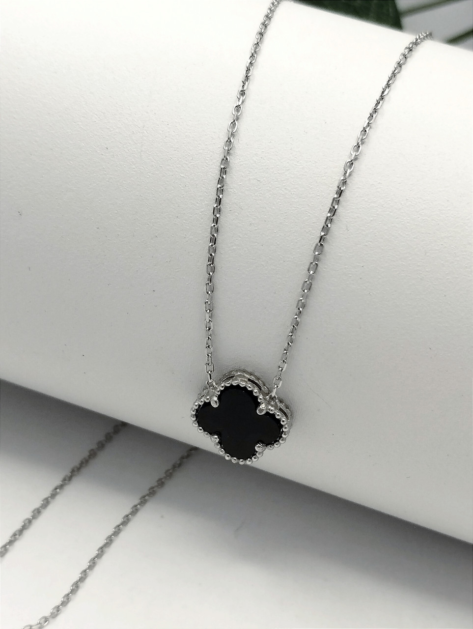 Срібне кольє