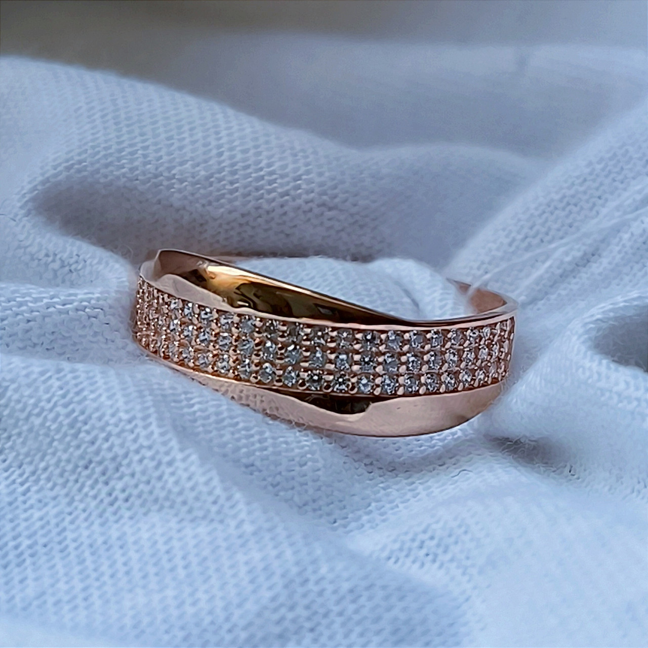 Золоте кільце 585 проби