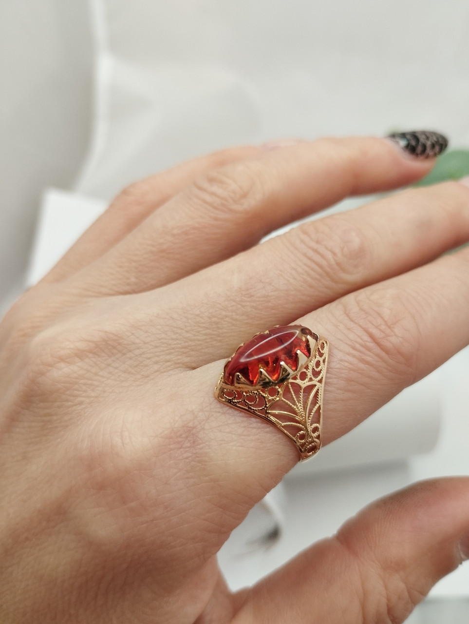 Золоте кільце з бурштином - Зображення 3